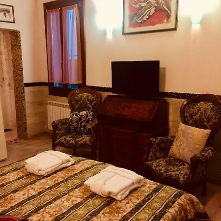 Casa Fedora